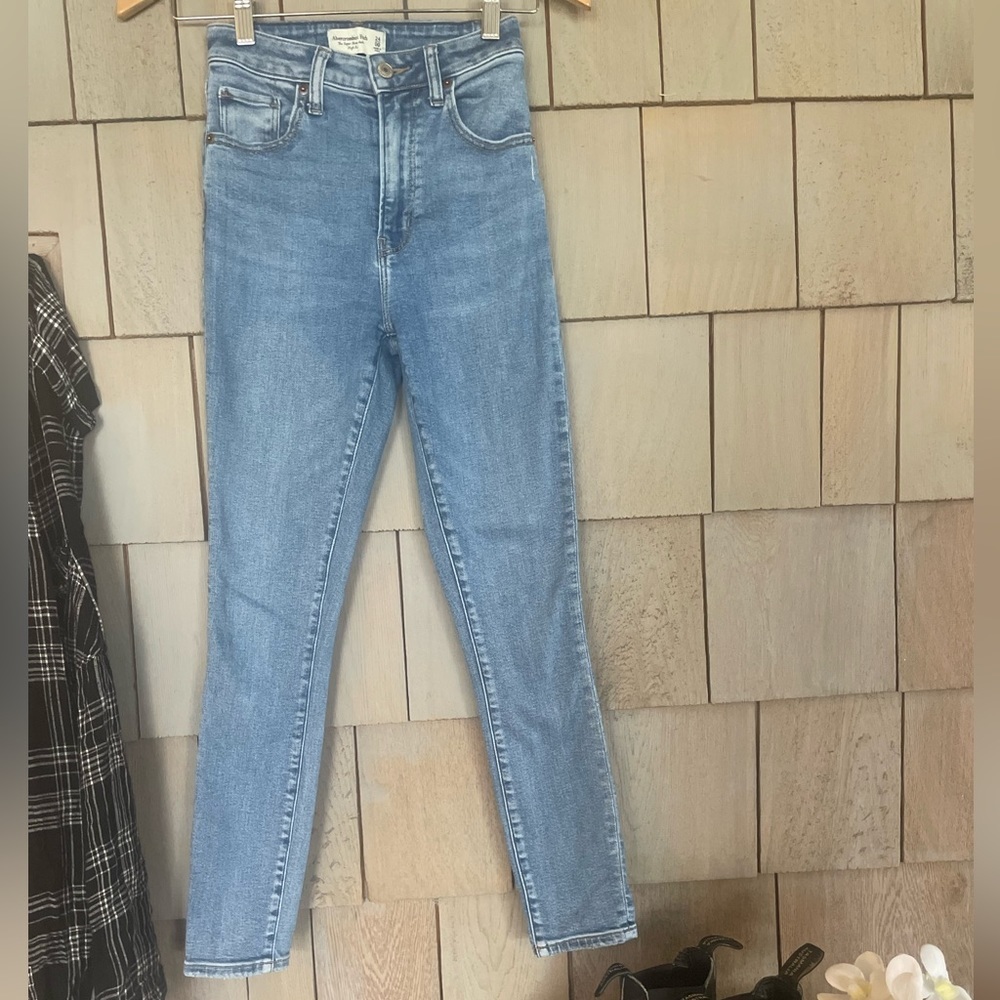 Abercrombie & Fitch super skinny high-rise